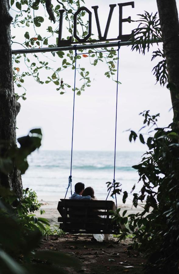 Faith Glamping Dome Costa Rica Hotel Manzanillo  Exterior photo